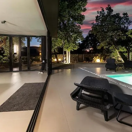 Family Friendly House With A Swimming Pool Dolinci, Crikvenica - 23065 Feriehus *